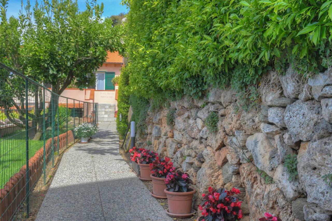 La Locanda Di Cucco Finale Ligure Buitenkant foto